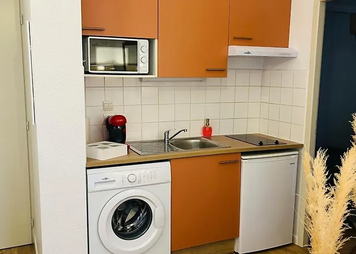 Les Charmes - C24b *